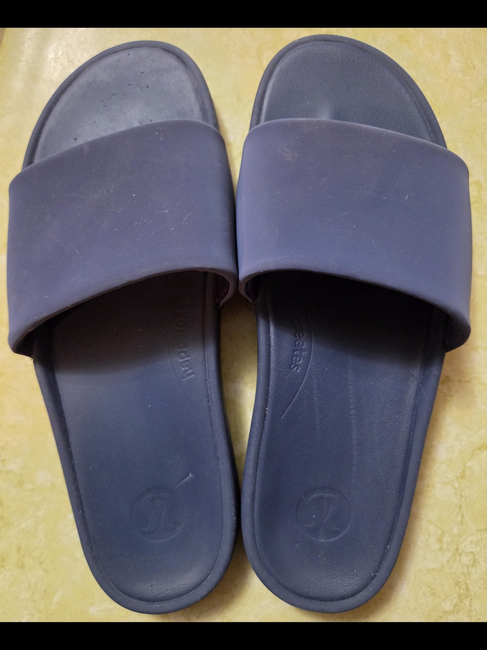 lululemon athletica Navy Men’s Slide Sandals
